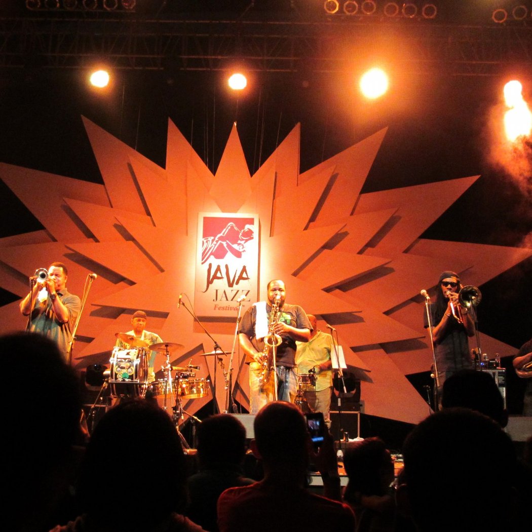 The Soul Rebels 2